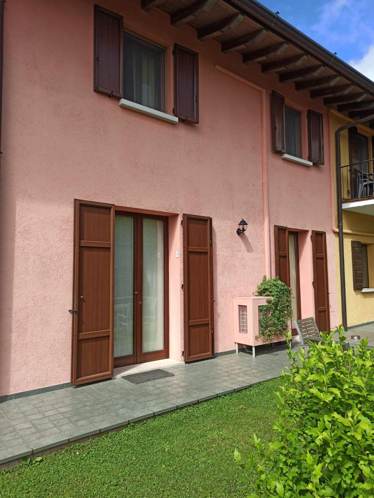 Omas Haus Villa Тосколано Мадерно Екстериор снимка