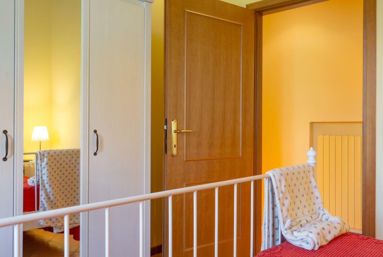 Omas Haus Villa Тосколано Мадерно Екстериор снимка